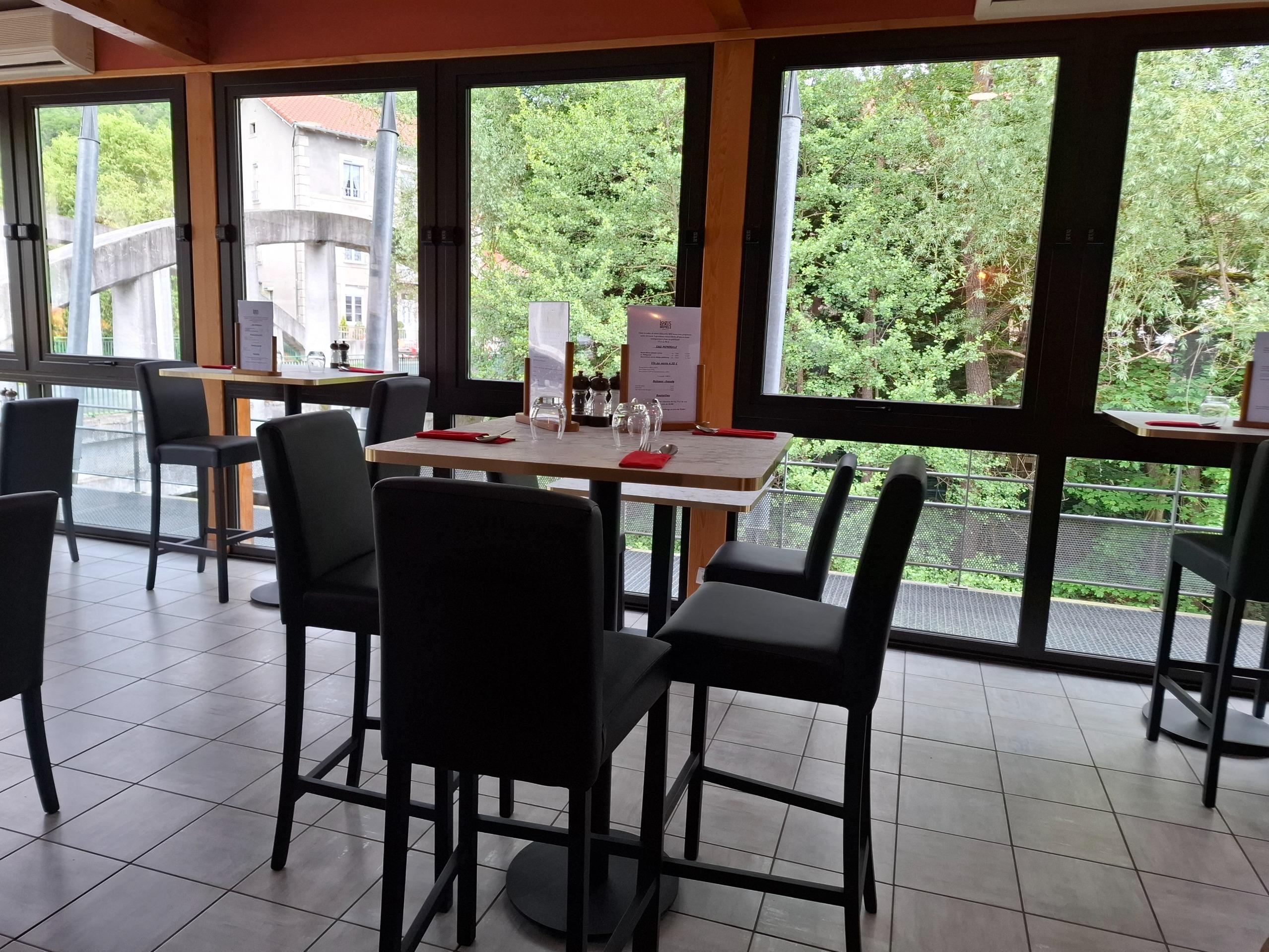 Logis Auberge les Rives de l\'Arzon