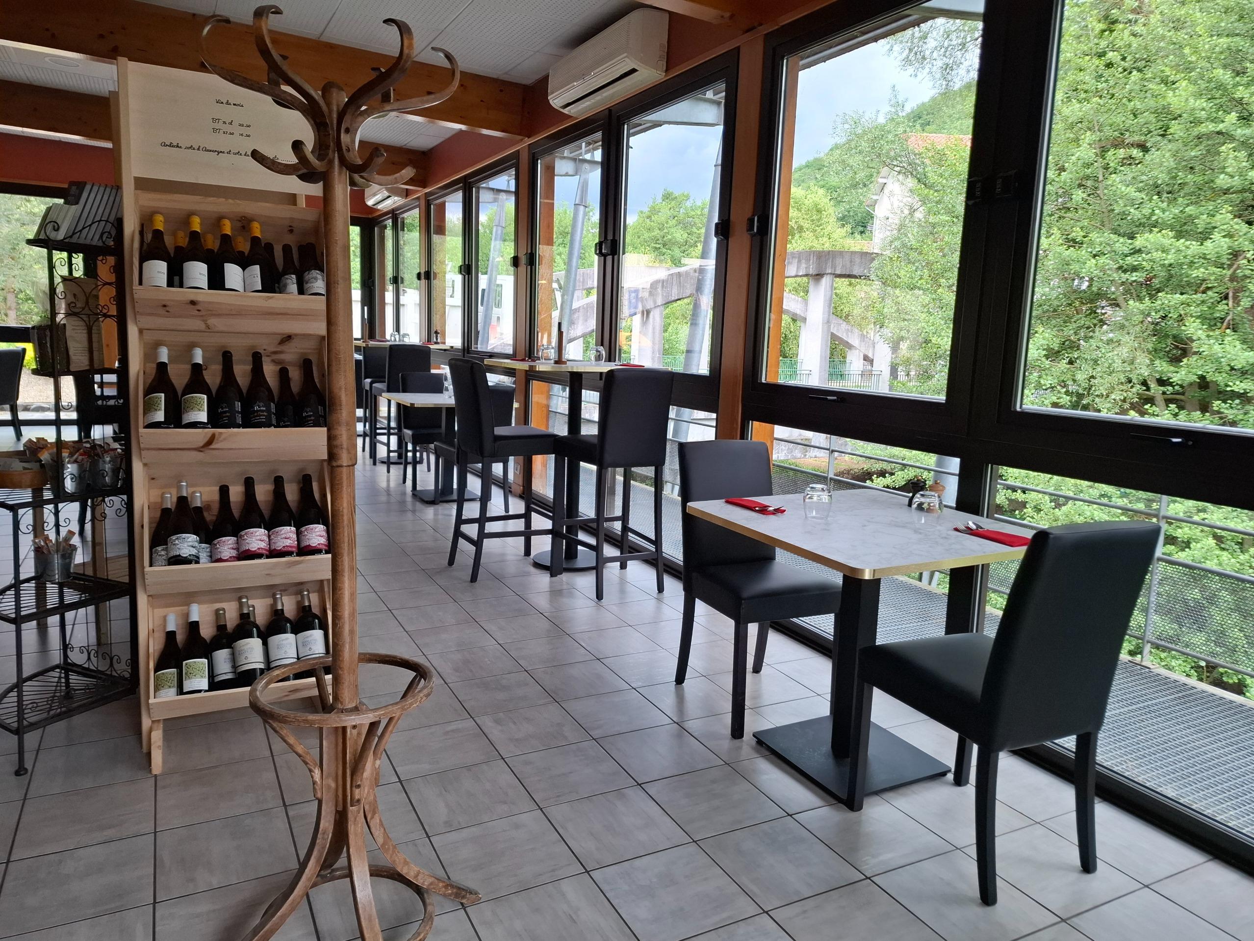 Logis Auberge les Rives de l\'Arzon