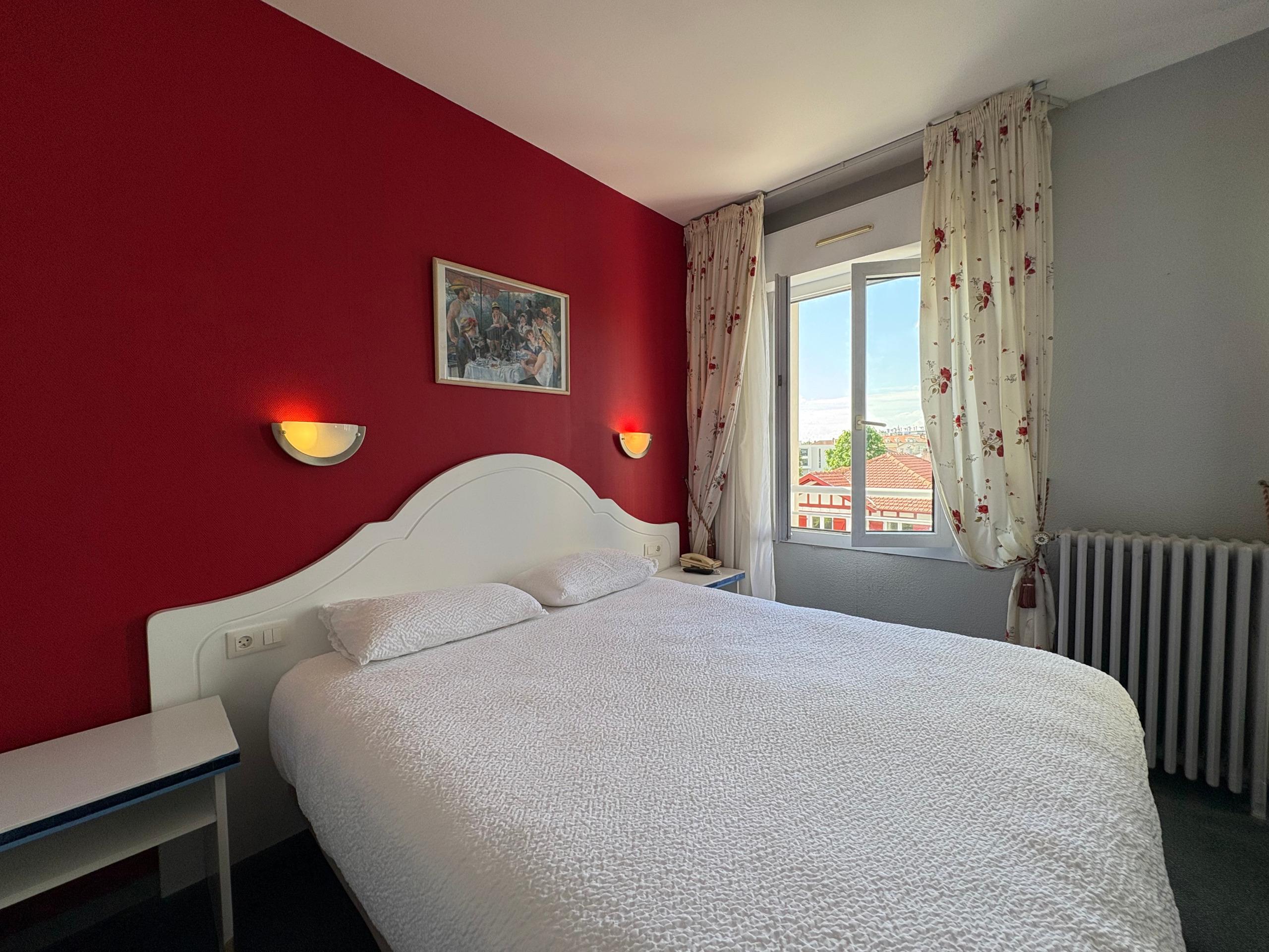 Cit\'Hotel Beausoleil