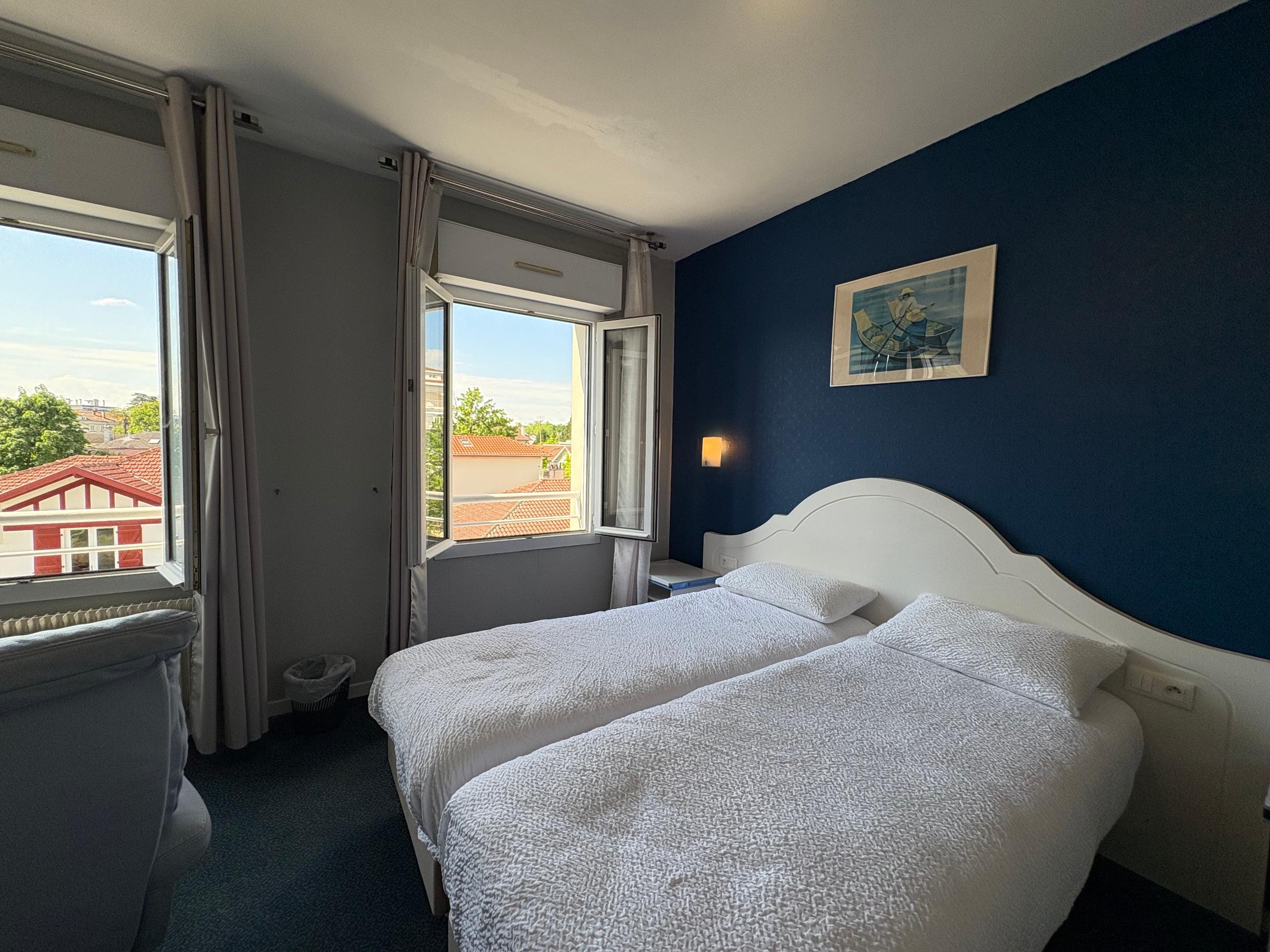 Cit\'Hotel Beausoleil