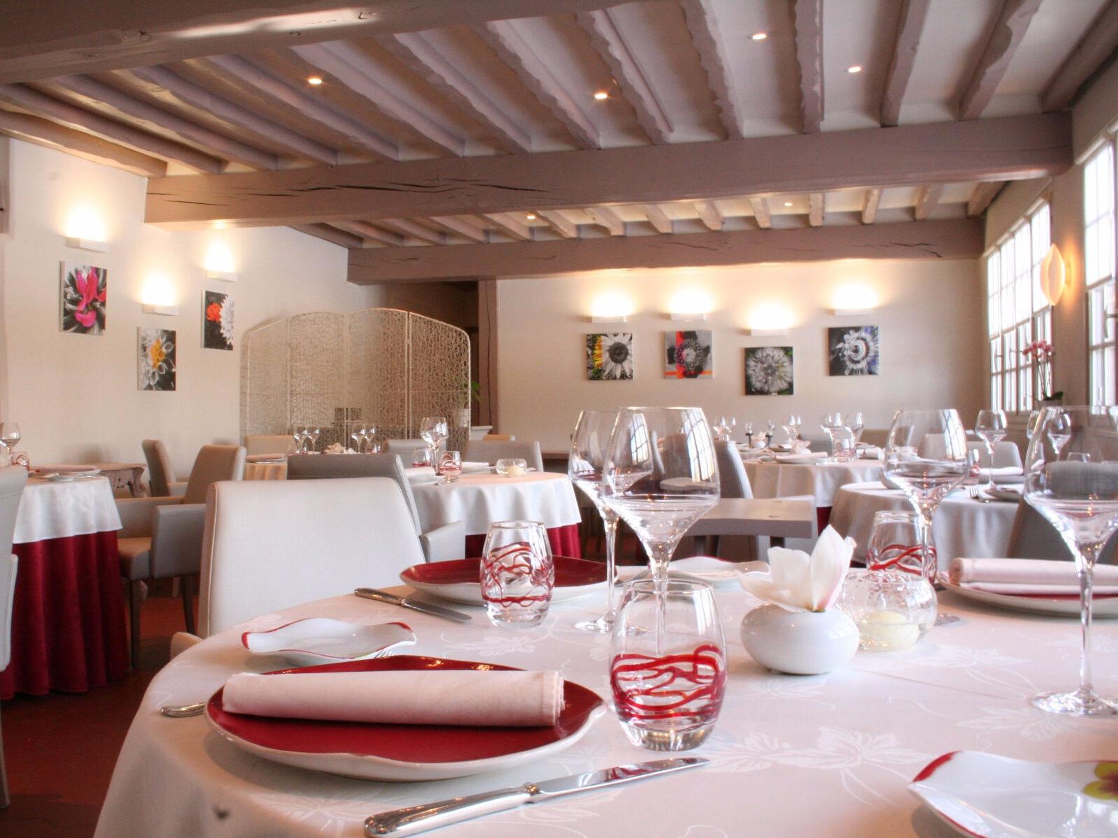 HOTEL LE BEC AU CAUCHOIS