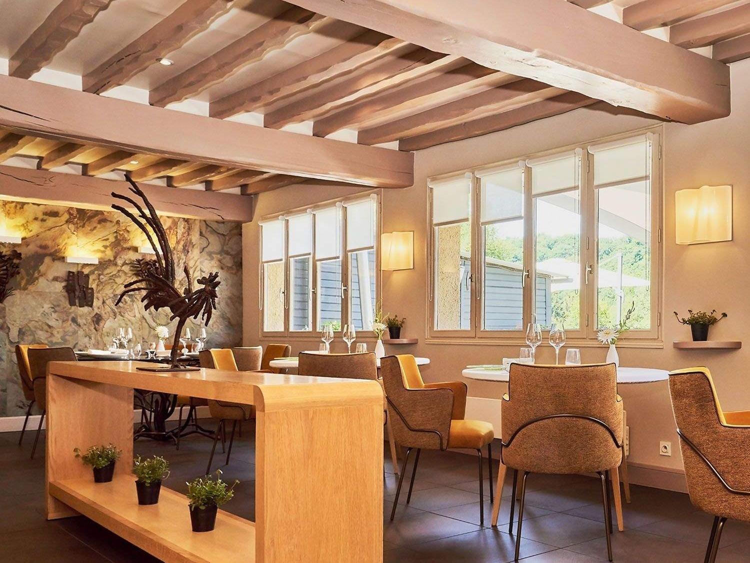 HOTEL LE BEC AU CAUCHOIS