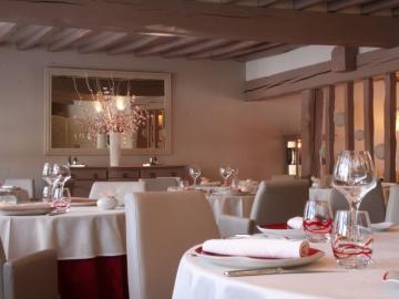 HOTEL LE BEC AU CAUCHOIS