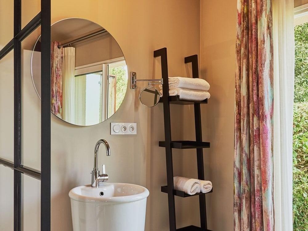 HOTEL LE BEC AU CAUCHOIS