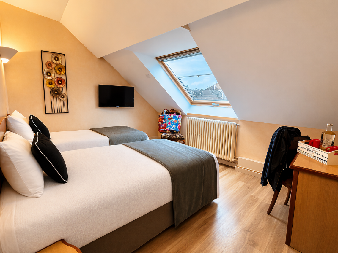 Logis Hôtel des Lacs